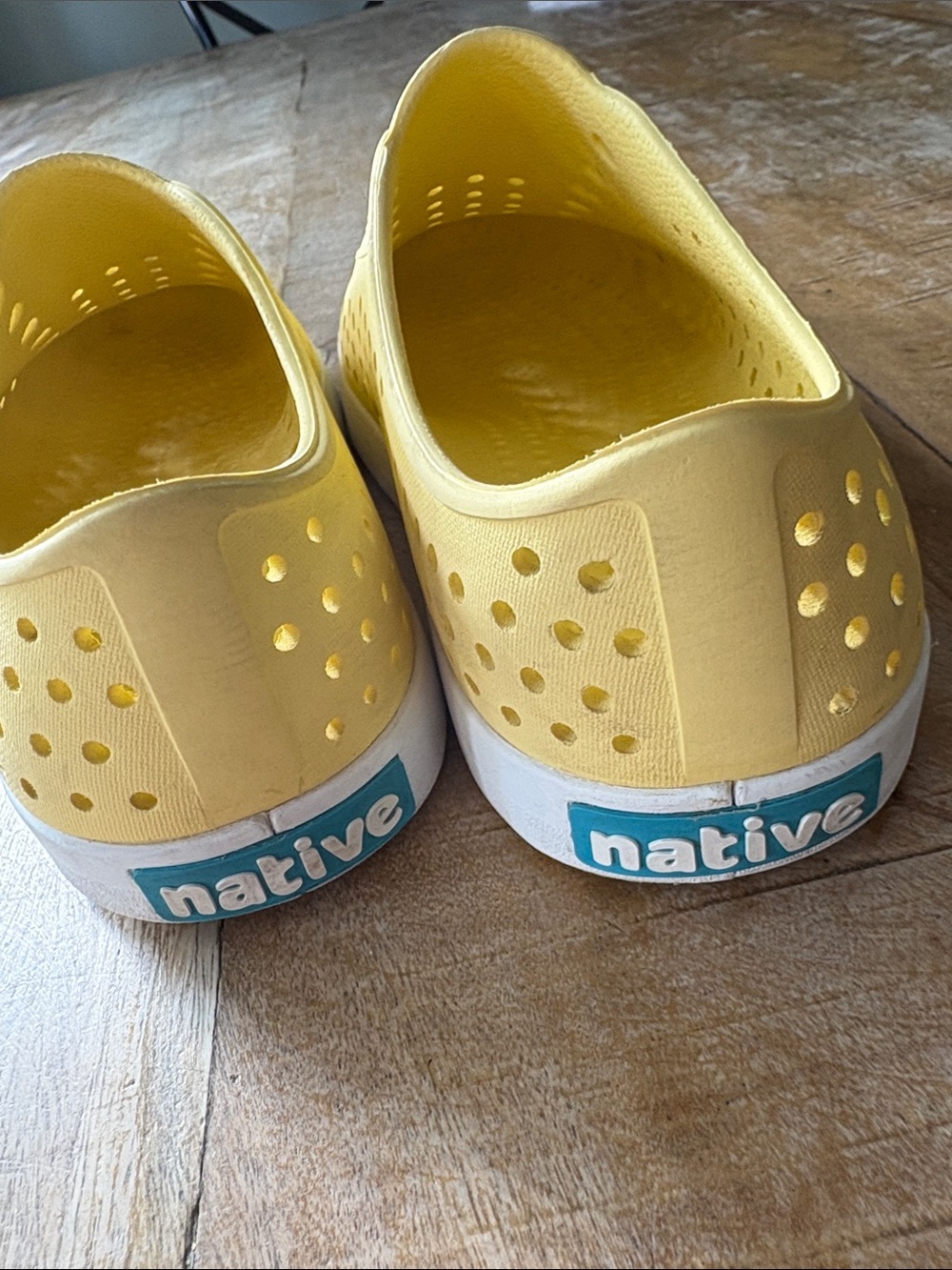 Native Kids Slip-On Shoes in Yellow size J4 - Picture 5 of 8